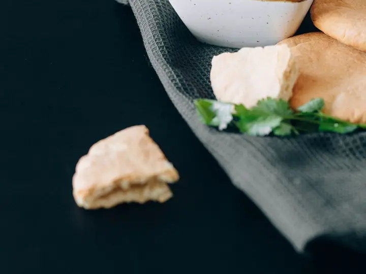 Hummus de Garbanzos Tostados con Pan Pita